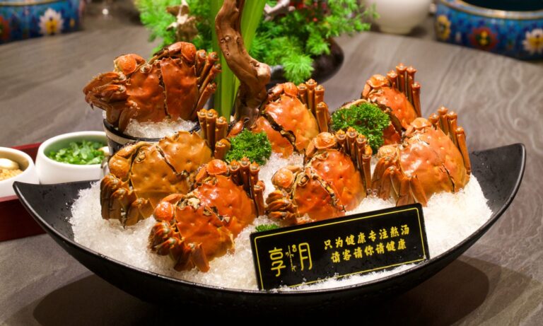 $19.90 Drunken Hairy Crab at this Chinese hotpot restaurant, CHAMOON HOT POT