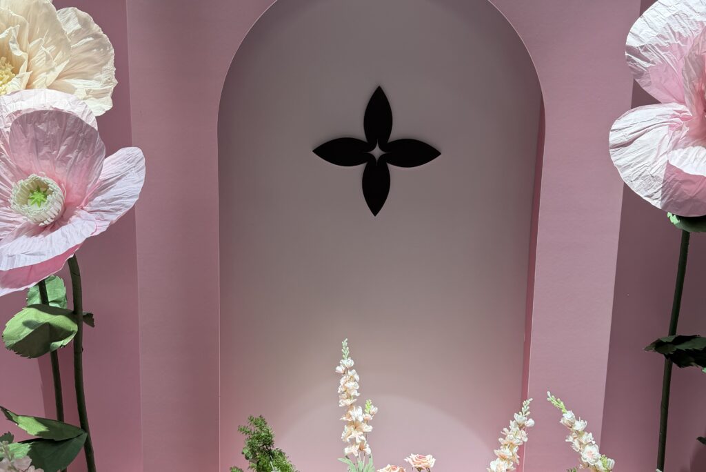 Molly Tea Singapore Orchard Central Deenise Glitz 