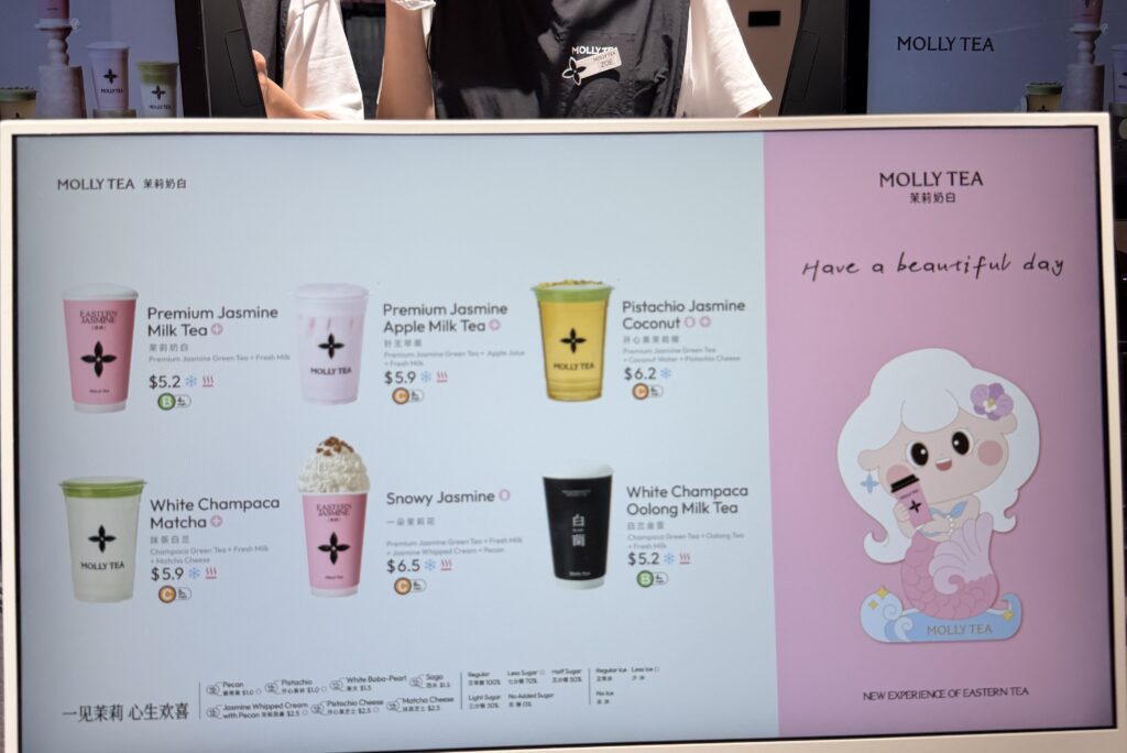 Molly Tea Singapore Orchard Central Deenise Glitz 