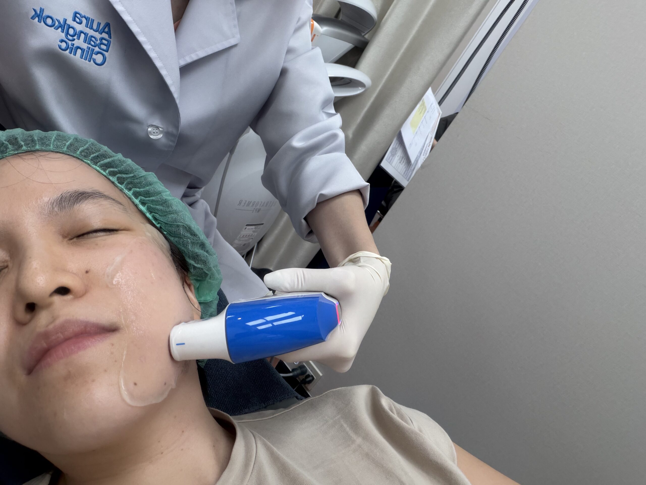 Aura Bangkok Clinic Thailand Aesthetic Treatment