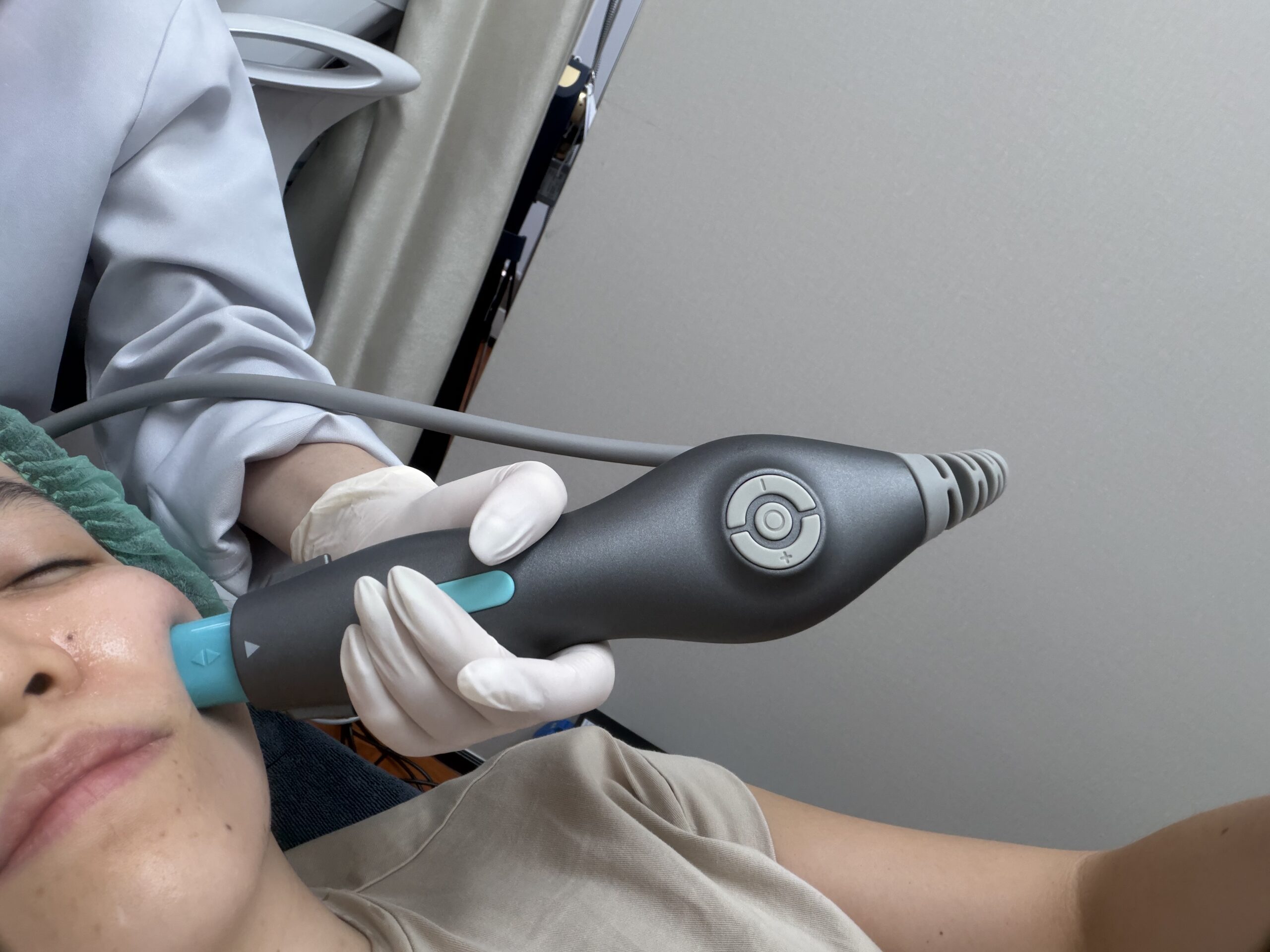 Aura Bangkok Clinic Thailand Aesthetic Treatment