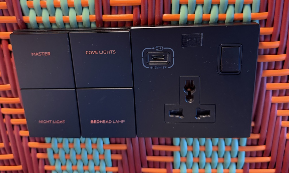 Mama Shelter Singapore Deenise Glitz review