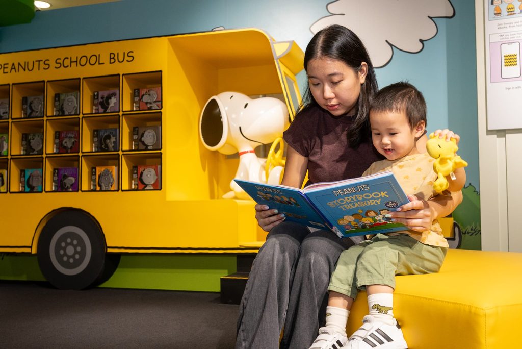 Snoopy Pop-Up Library Plaza Singapura Singapore